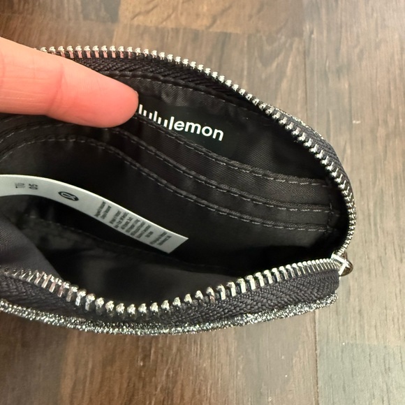🆕 Lululemon Clippable Card Pouch - Glitter - Picture 6 of 16